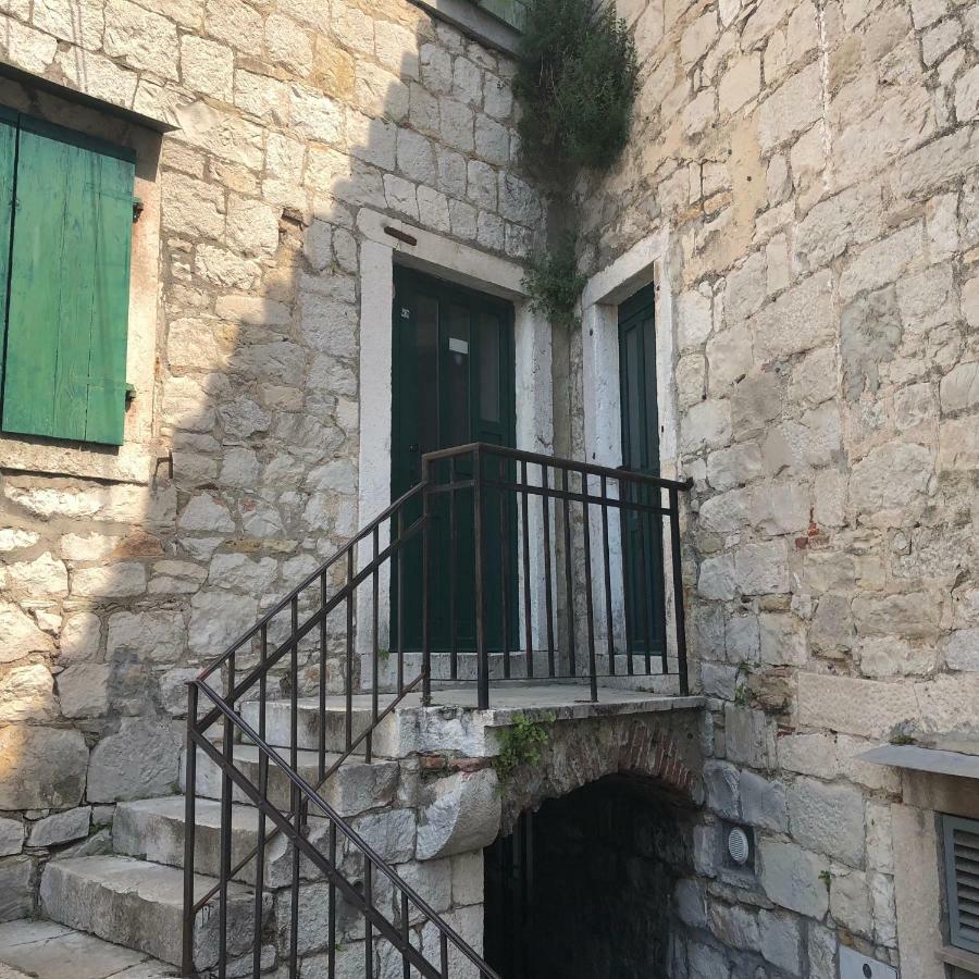 Happy Sun Hotel Split Exterior photo